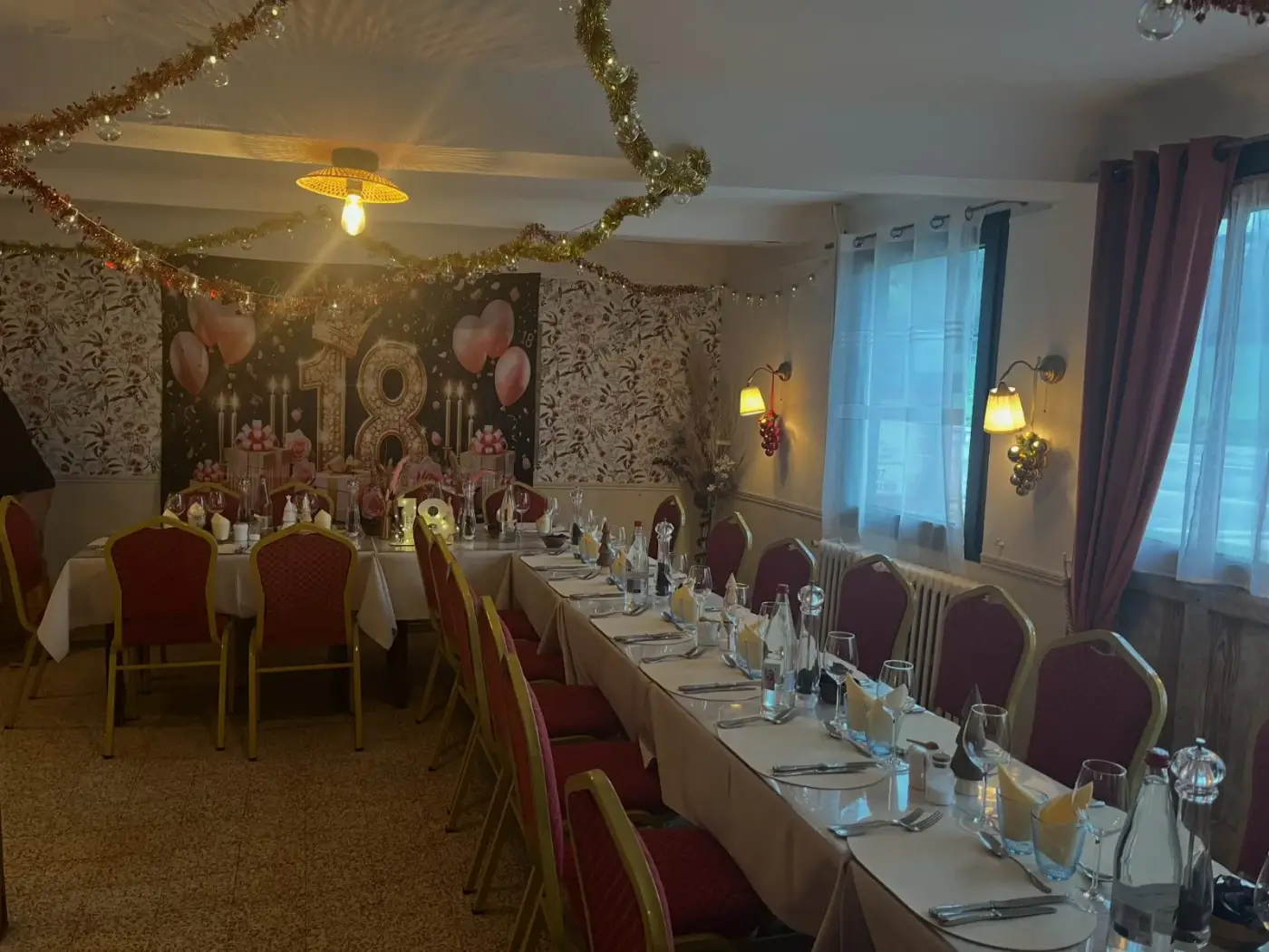 Repas de groupe et anniversaires au restaurant Comme Maman, près de Pont-Audemer