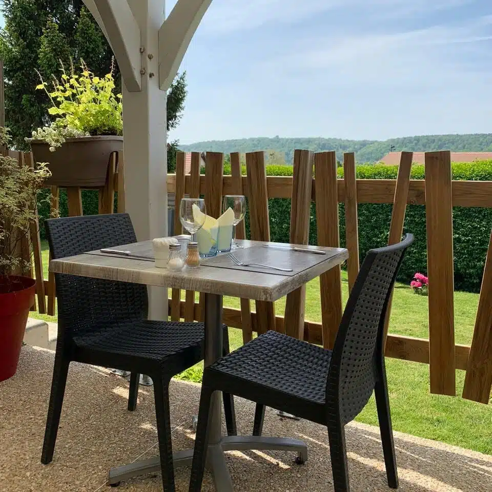 La terrasse côté jardin